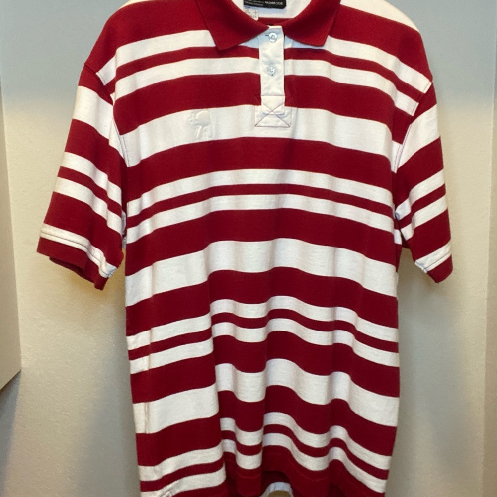 Rocawear Bold Red and White Polo Shirt - Picture 3 of 7